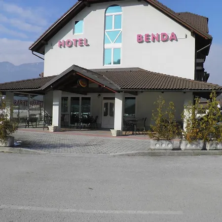 Benda 3*