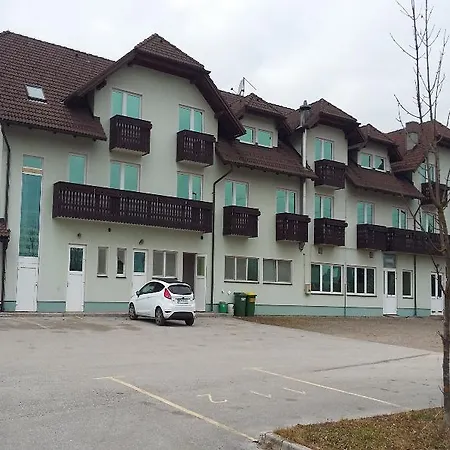 Benda Hotel 3*